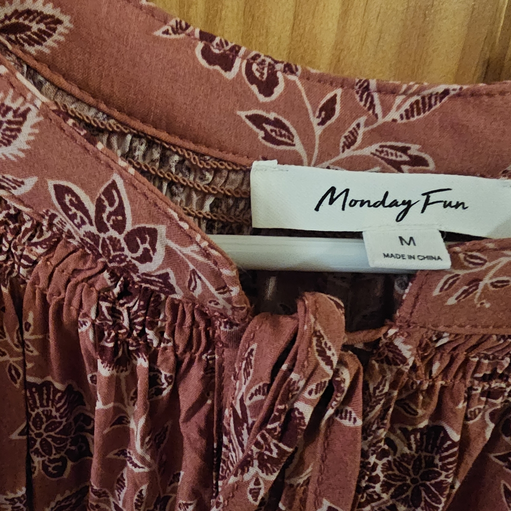 Floral Rust Top - Picture 3 of 3